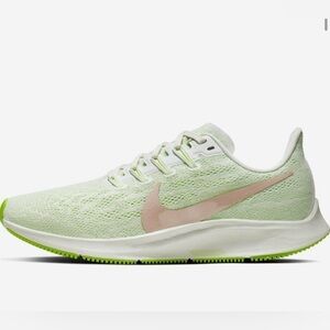 EUC Nike Air Zoom Pegasus 8.5 white/lime green Womens Running Shoes